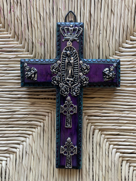 Milagro Virgen Cross