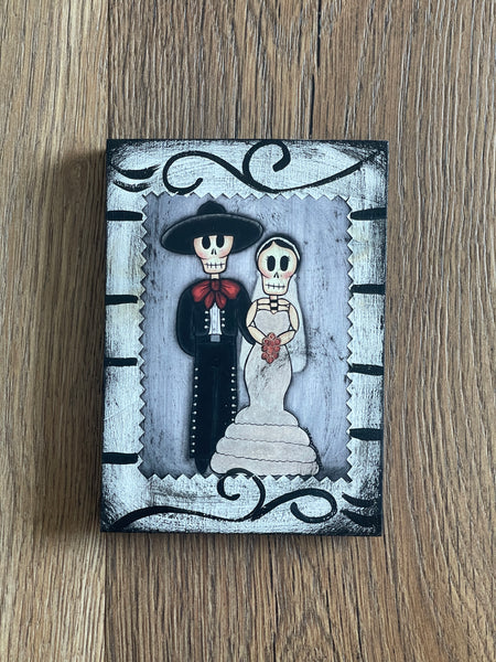 Novios Plaque