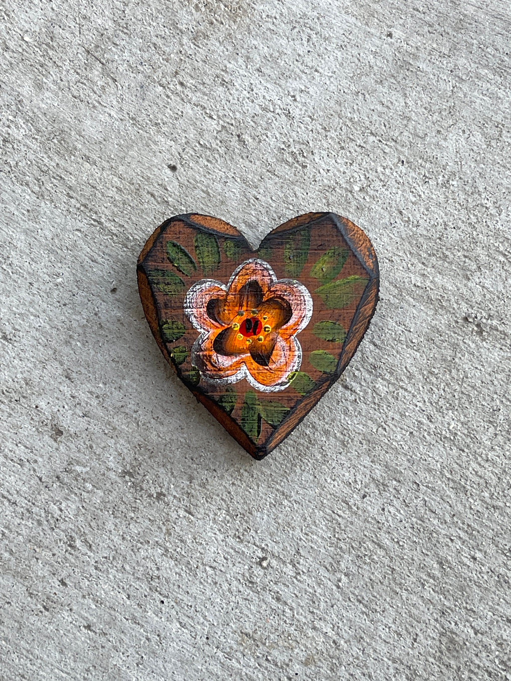 Brown Flores Little Heart- orange flower – CJ's Angels + Skulls